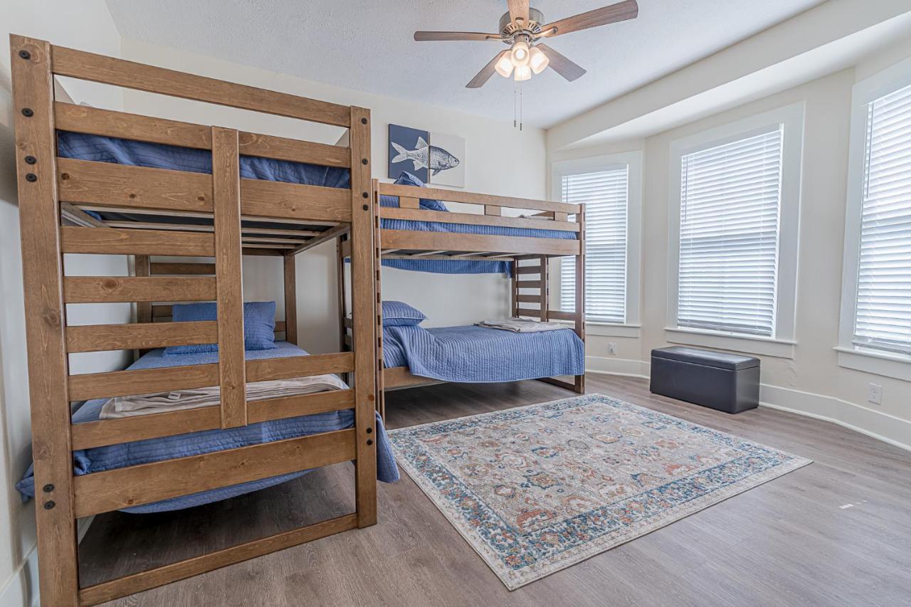 Uptown Cottage Newly Updated Home Near The Strand Galveston Harbor And Utmb Luaran gambar